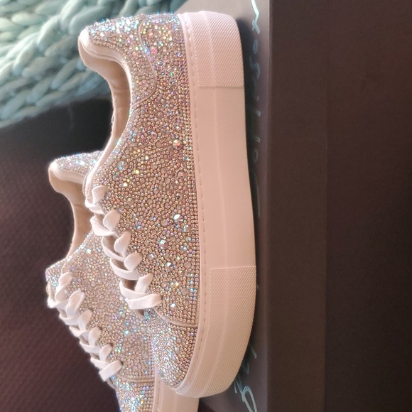 Betsy Johnson Iridescent rhinestone tennis shoes. New 6.5 - Picture 3 of 9